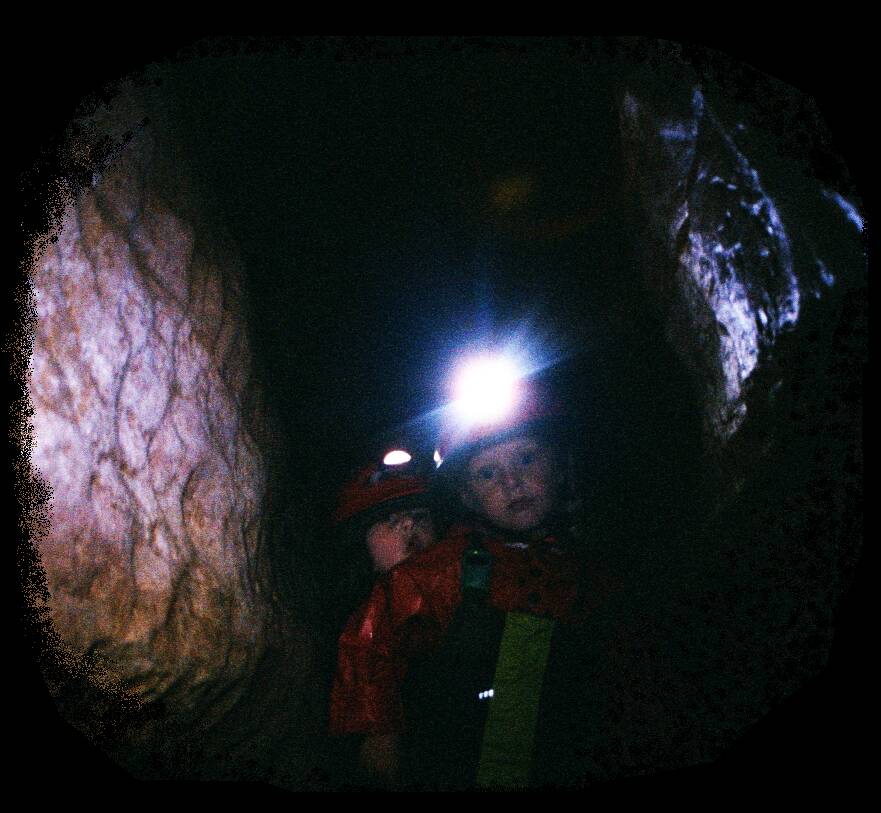 Magdalena und Katharina in der Grotte de Labeil
